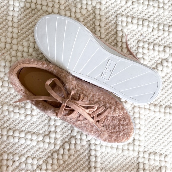 NWT! // Zara // Blush Pink Teddy Sneakers - Picture 4 of 7
